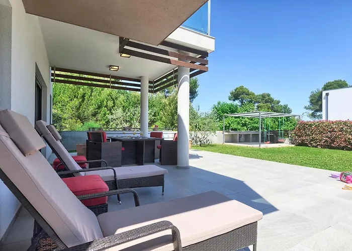 Emilia By Istra Vacation Villa