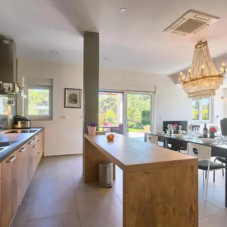Emilia By Istra Vacation Villa *